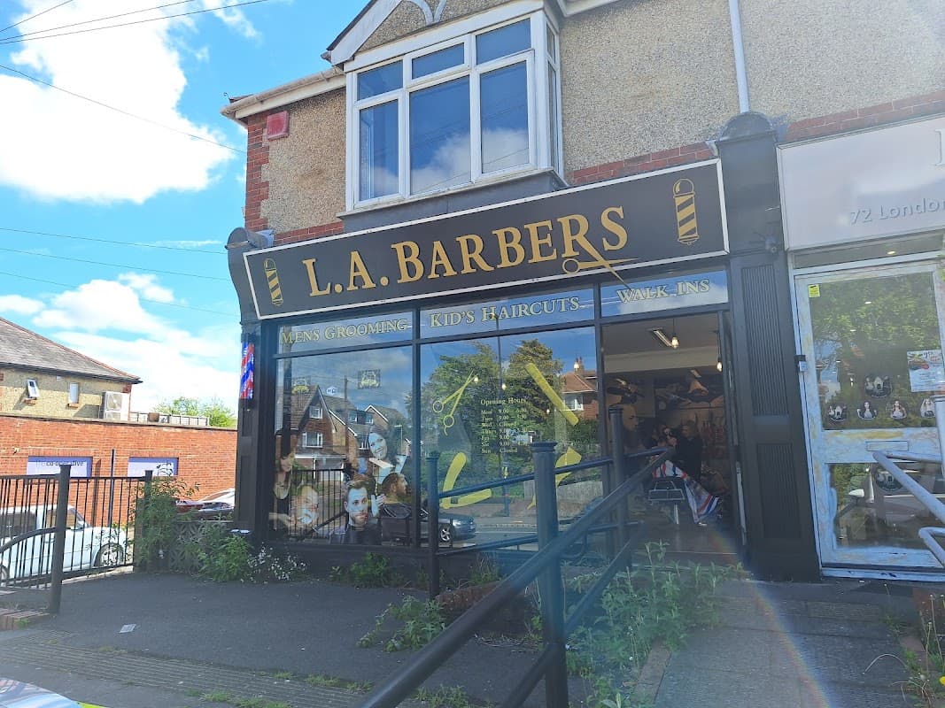 L.A. Barbers shopfront on London Road, Widley