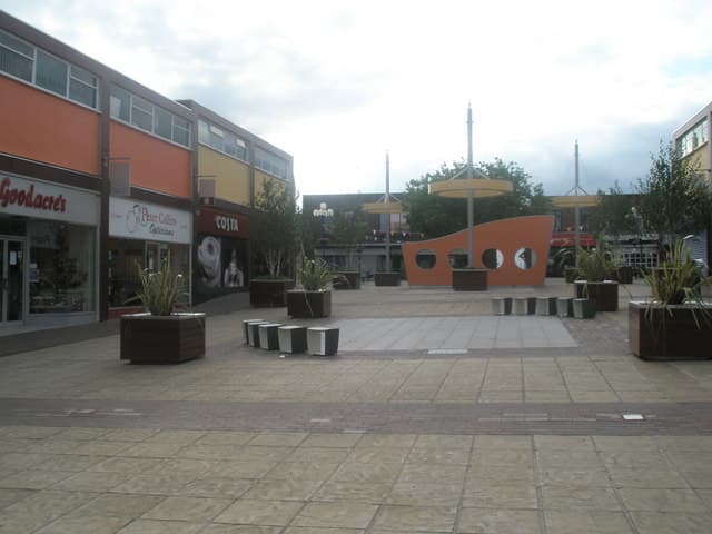 The Boulevard shopping precinct, Waterlooville town centre
